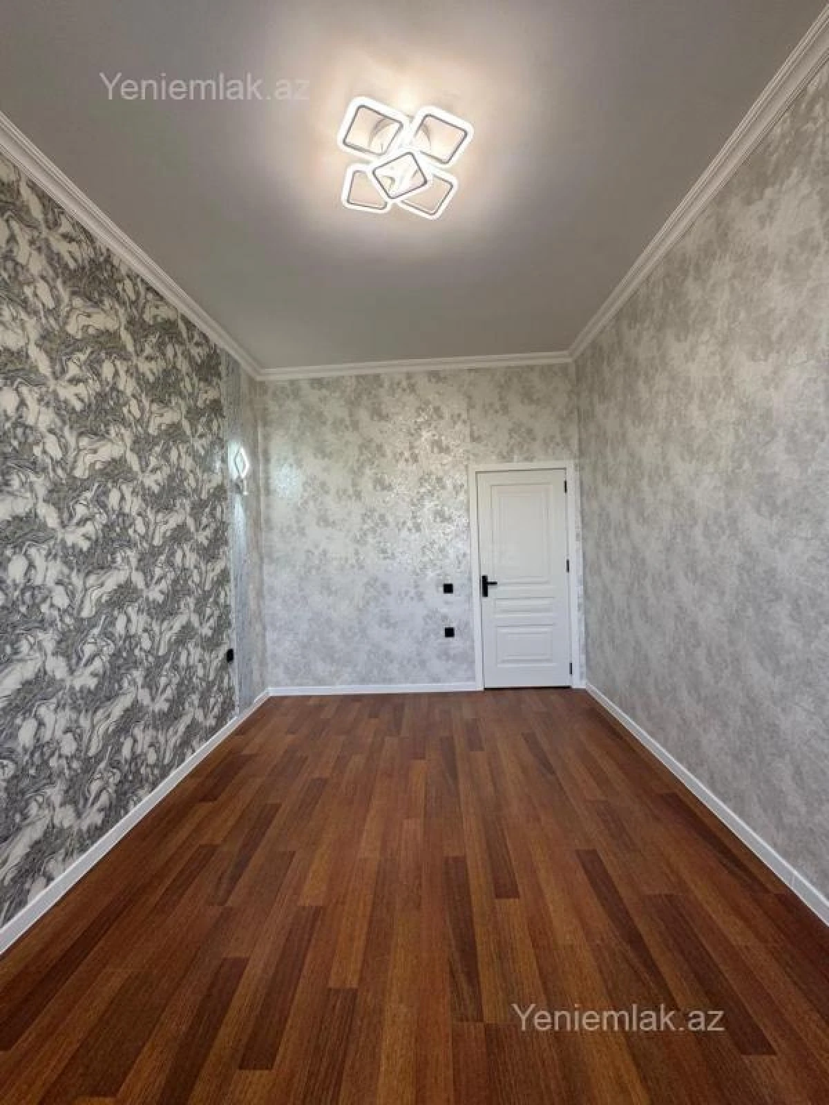 Satılır 3 otaqlı yeni tikili 92 m²