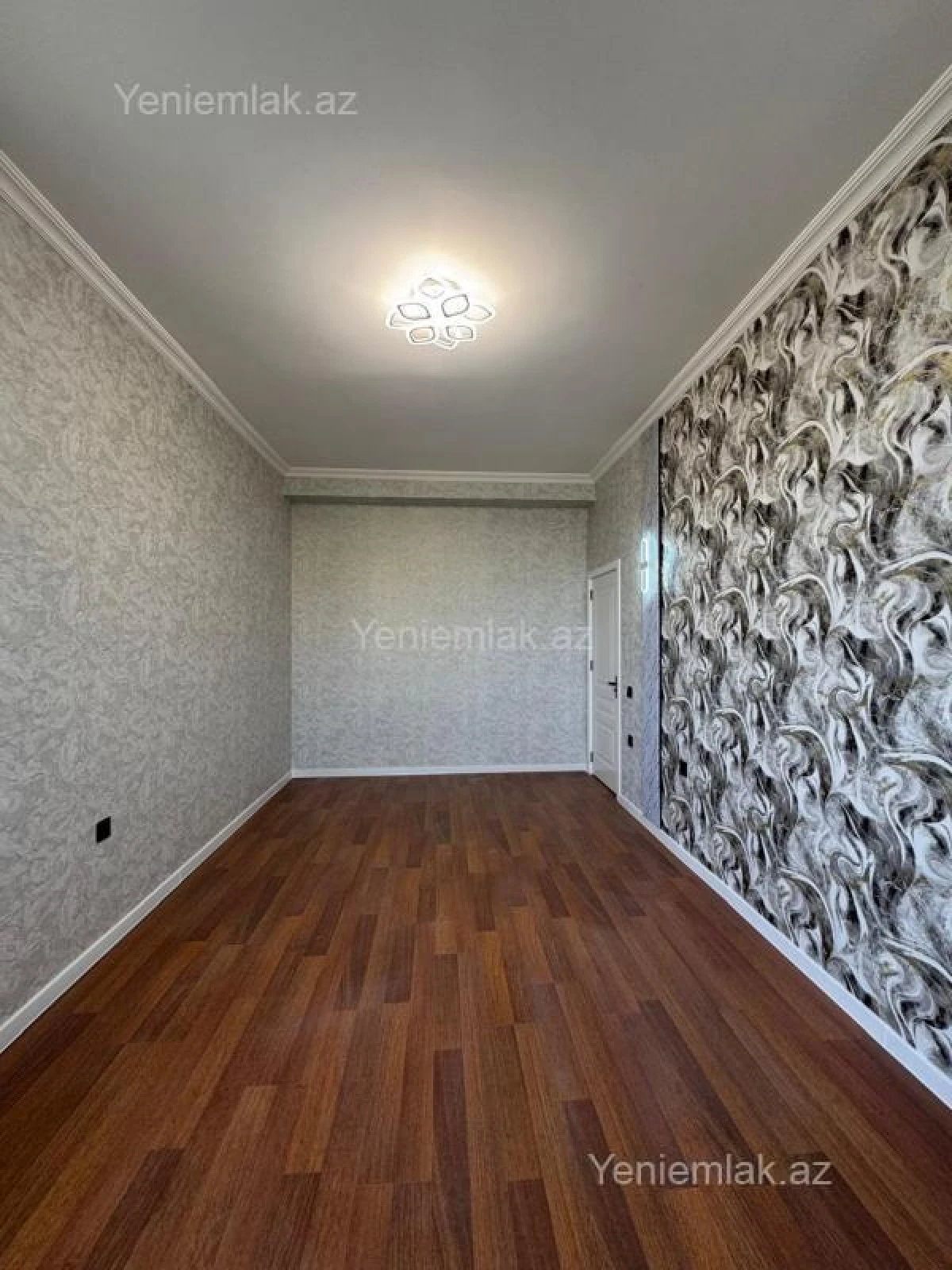 Satılır 3 otaqlı yeni tikili 92 m²