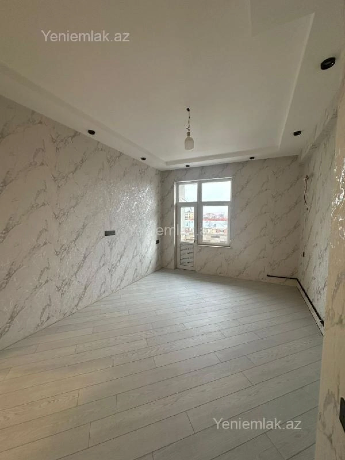 Satılır 2 otaqlı yeni tikili 57 m²