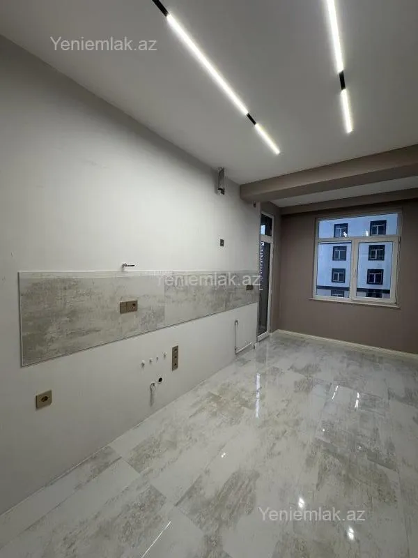 Satılır 3 otaqlı yeni tikili 107 m²