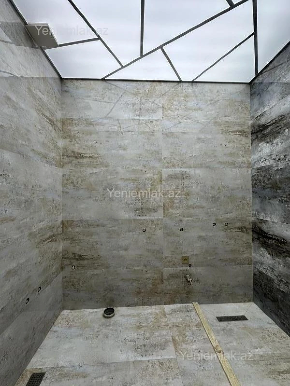 Satılır 3 otaqlı yeni tikili 107 m²