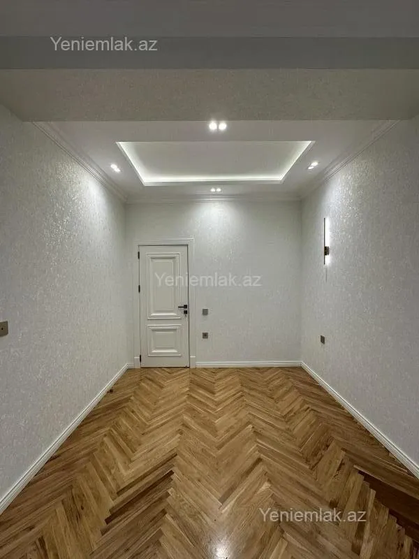 Satılır 3 otaqlı yeni tikili 107 m²