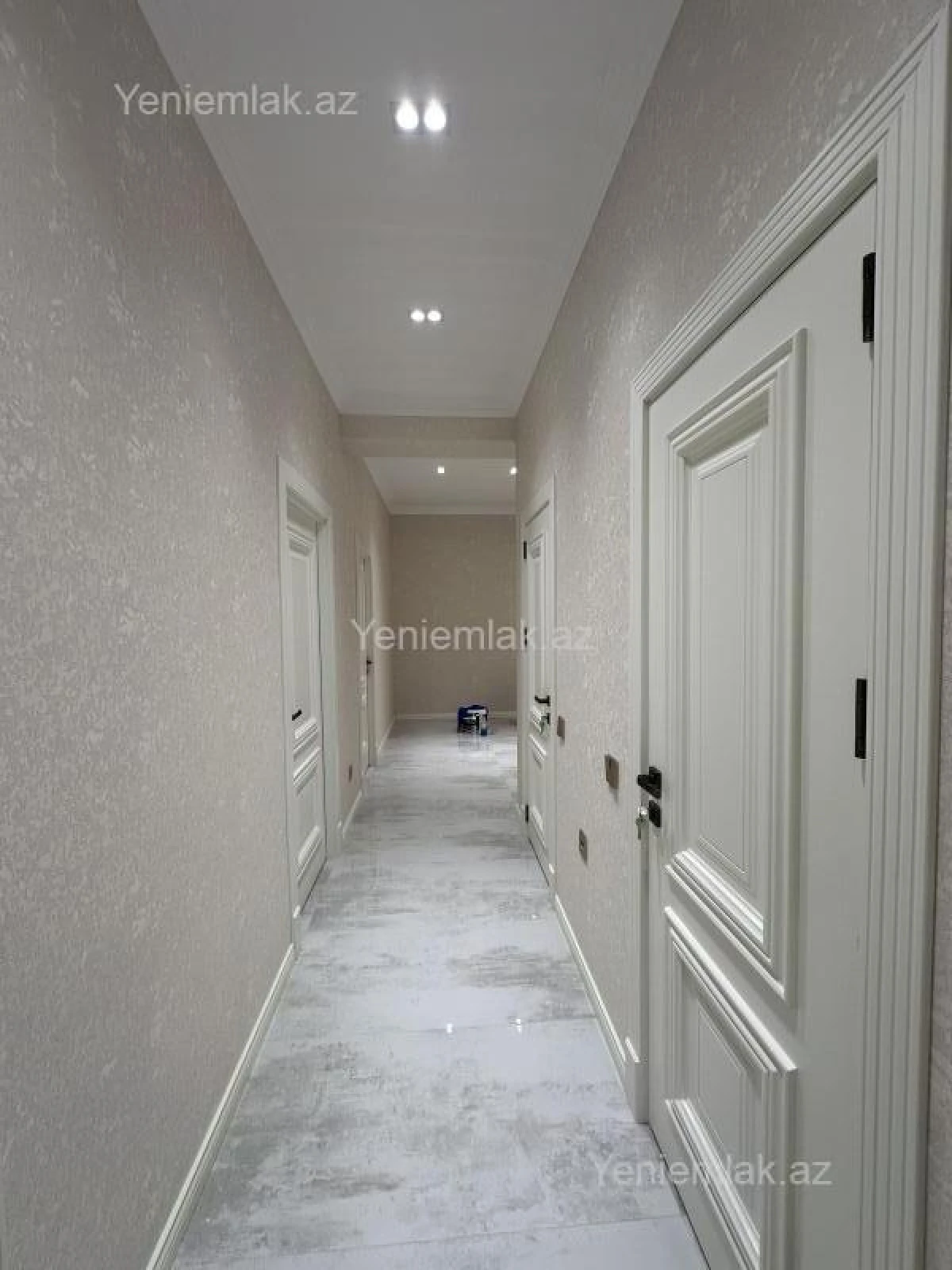 Satılır 3 otaqlı yeni tikili 107 m²