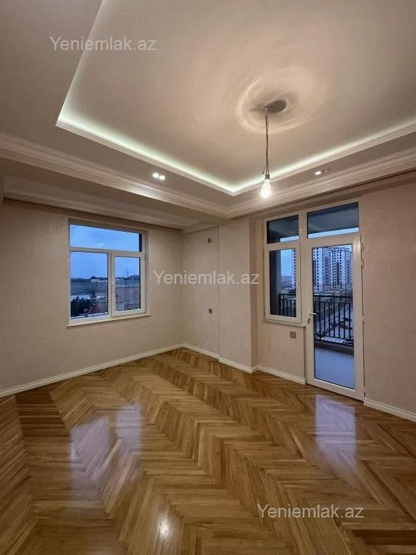 Satılır 3 otaqlı yeni tikili 107 m²