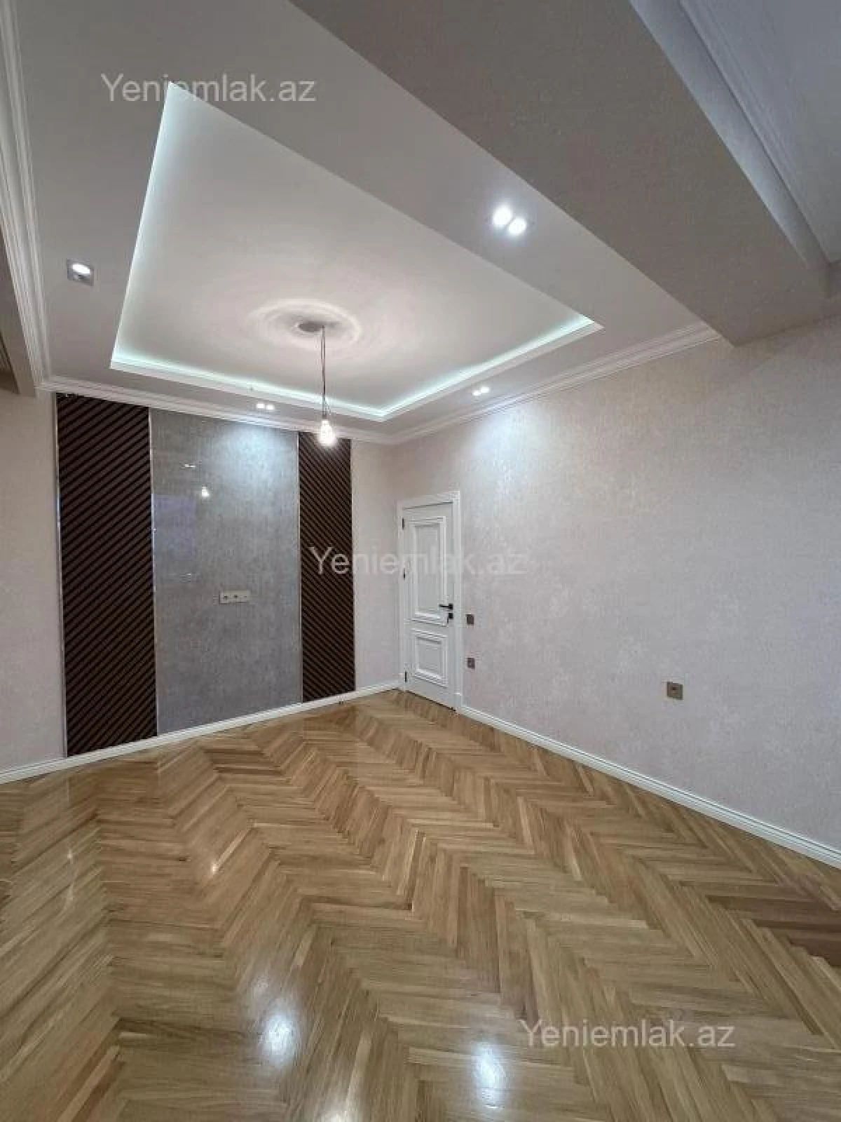 Satılır 3 otaqlı yeni tikili 107 m²