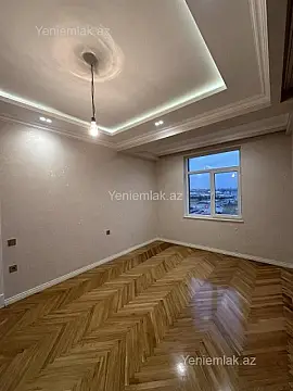 Satılır 3 otaqlı yeni tikili 107 m²