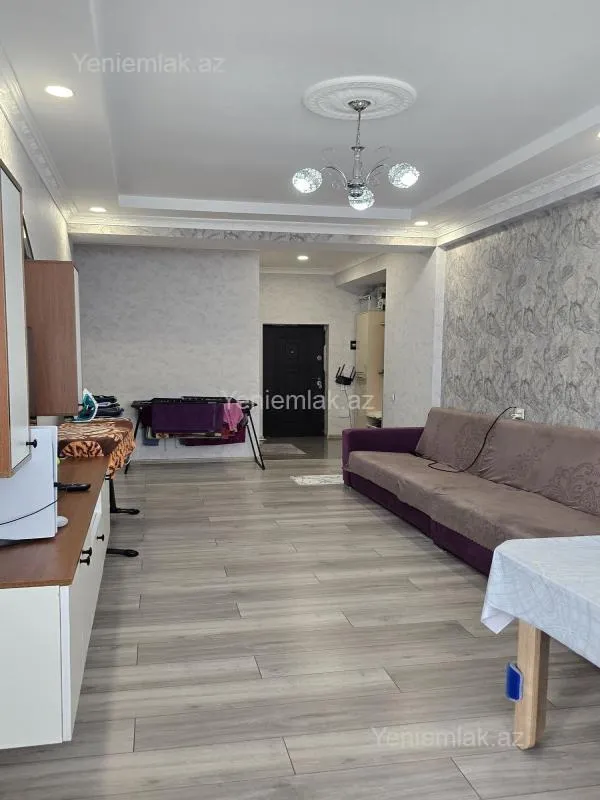 Satılır 3 otaqlı yeni tikili 75 m²
