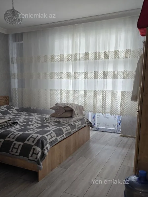 Satılır 3 otaqlı yeni tikili 75 m²