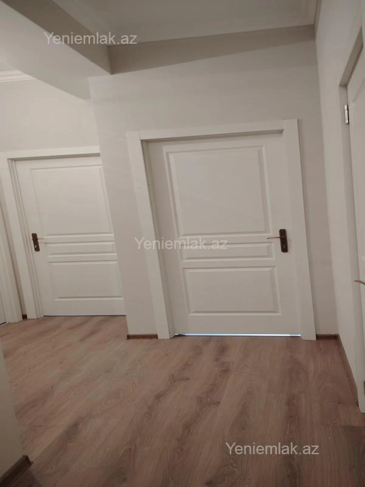 Satılır 3 otaqlı yeni tikili 75 m²