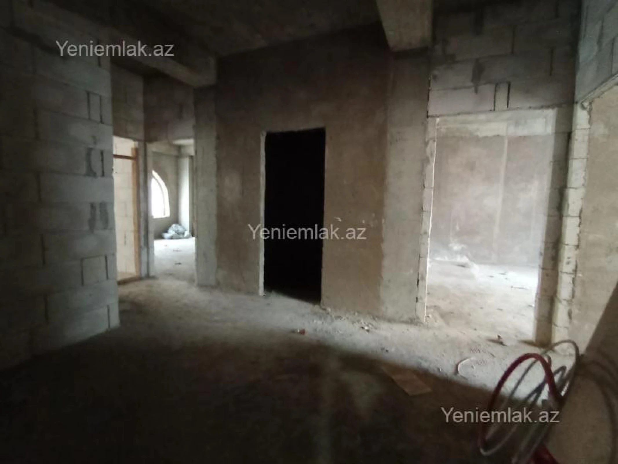 Satılır 3 otaqlı yeni tikili 144 m²
