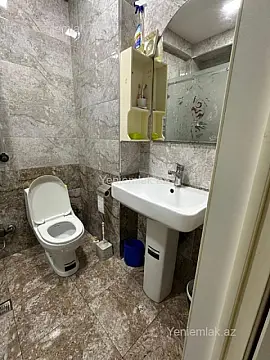 Satılır 3 otaqlı yeni tikili 83 m²