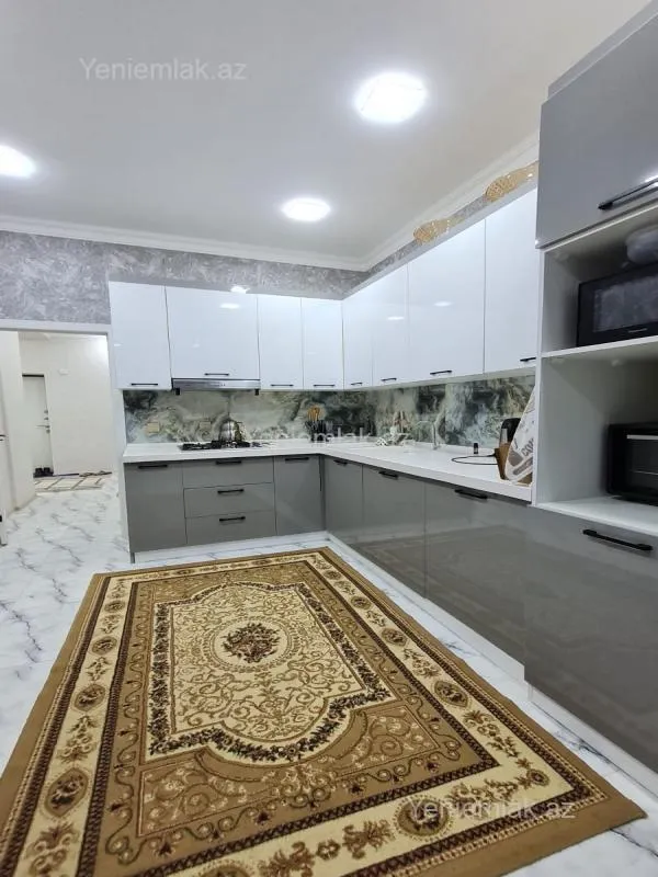 Satılır 3 otaqlı yeni tikili 92 m²