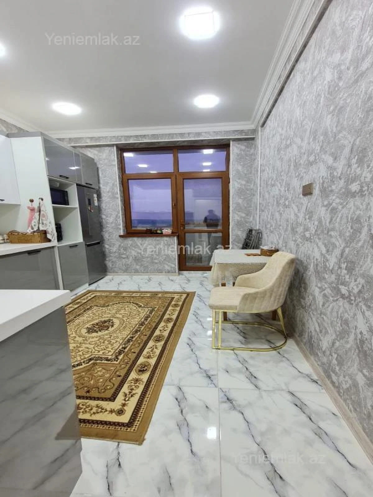 Satılır 3 otaqlı yeni tikili 92 m²