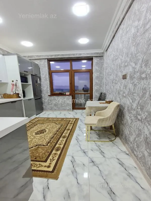 Satılır 3 otaqlı yeni tikili 92 m²