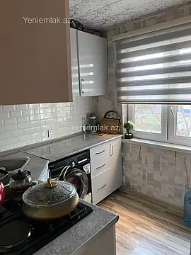 Satılır 2 otaqlı köhnə tikili 47 m²