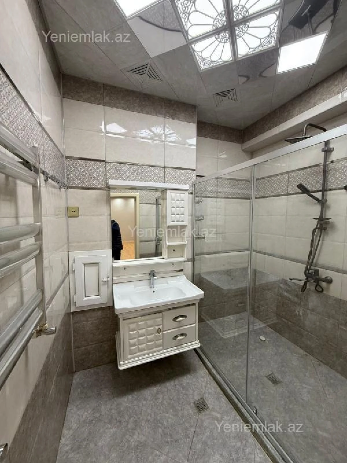 Satılır 2 otaqlı yeni tikili 86 m²