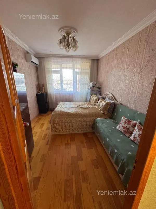 Satılır 2 otaqlı köhnə tikili 52 m²