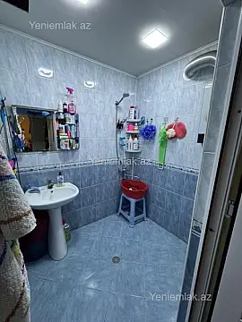 Satılır 2 otaqlı köhnə tikili 52 m²