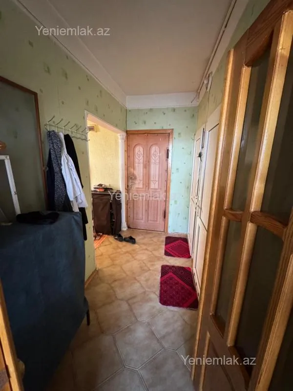Satılır 2 otaqlı köhnə tikili 52 m²
