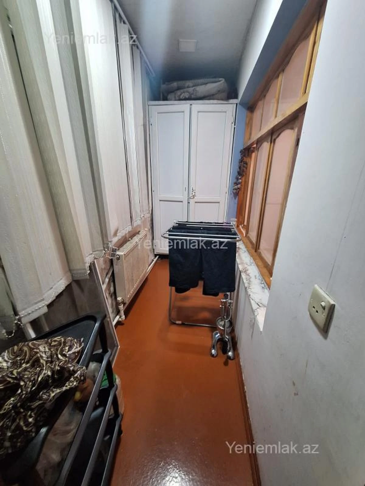 Satılır 2 otaqlı köhnə tikili 60 m²