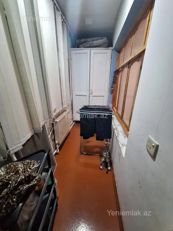 Satılır 2 otaqlı köhnə tikili 60 m²