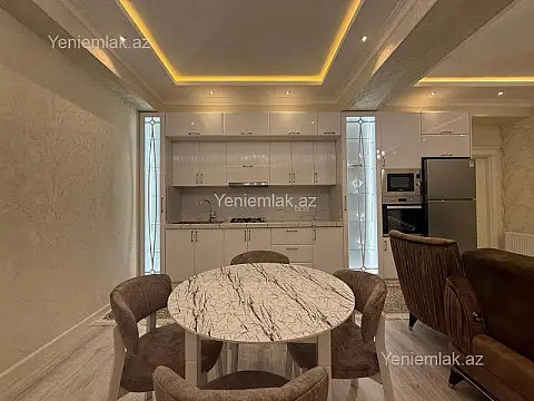 Satılır 3 otaqlı yeni tikili 93 m²