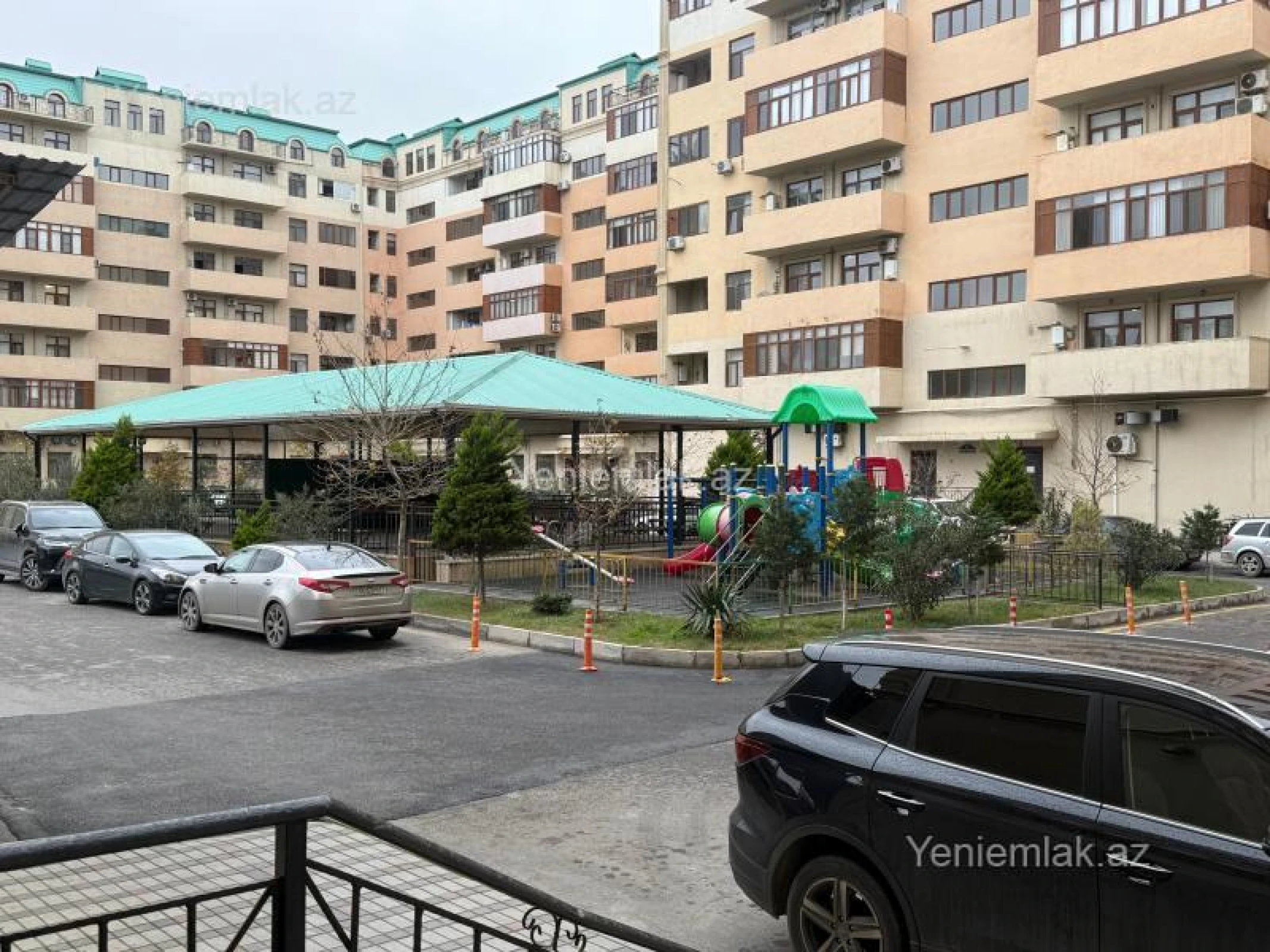 Satılır 3 otaqlı yeni tikili 93 m²