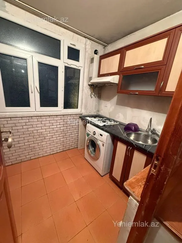Satılır 2 otaqlı köhnə tikili 46 m²