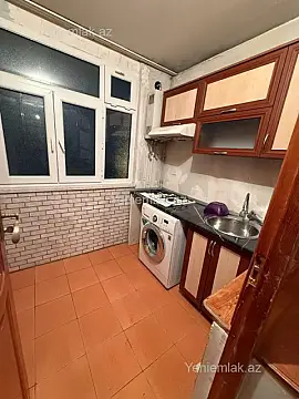 Satılır 2 otaqlı köhnə tikili 46 m²
