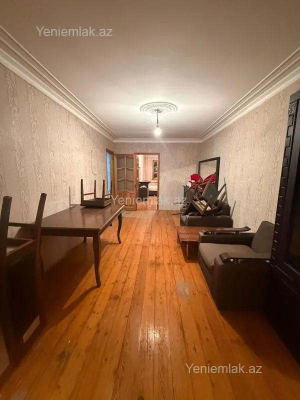 Satılır 2 otaqlı köhnə tikili 46 m²