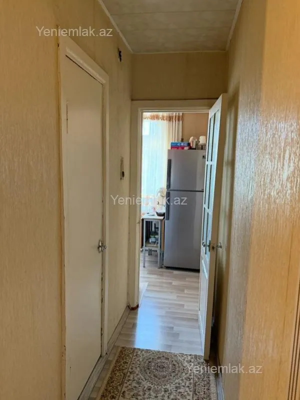 Satılır 2 otaqlı köhnə tikili 50 m²