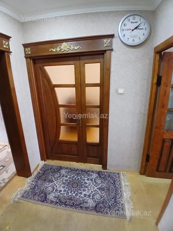 Satılır 4 otaqlı köhnə tikili 90 m²