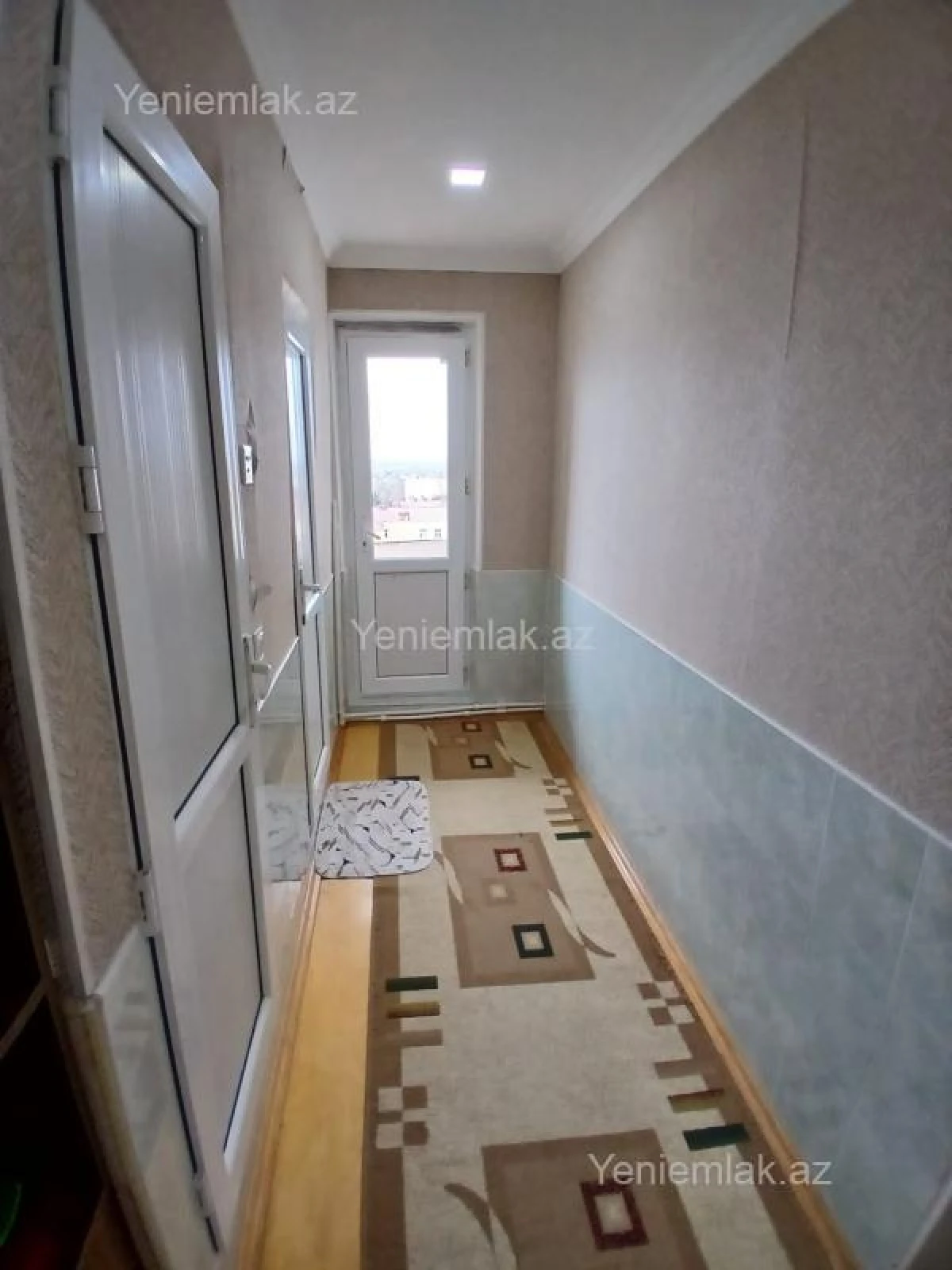 Satılır 4 otaqlı köhnə tikili 90 m²