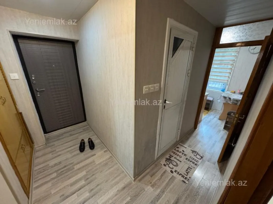 Satılır 3 otaqlı köhnə tikili 72 m²