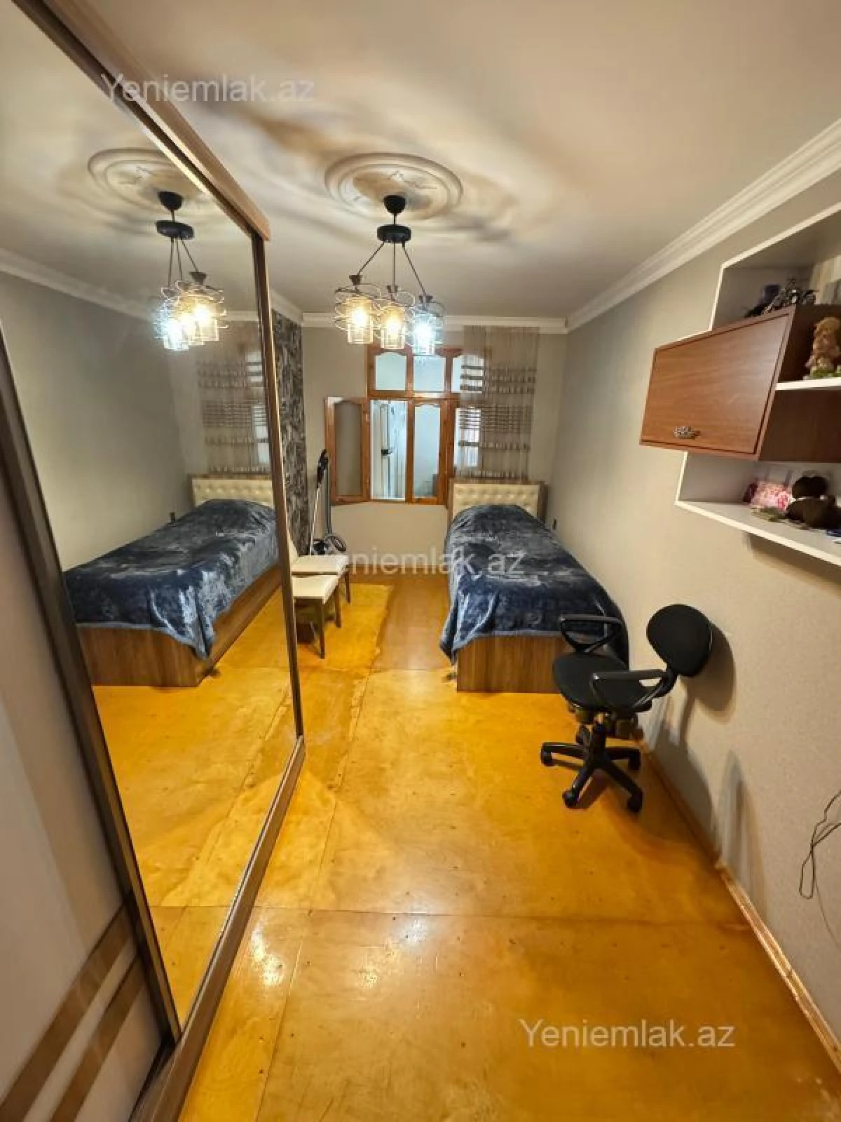 Satılır 3 otaqlı köhnə tikili 72 m²