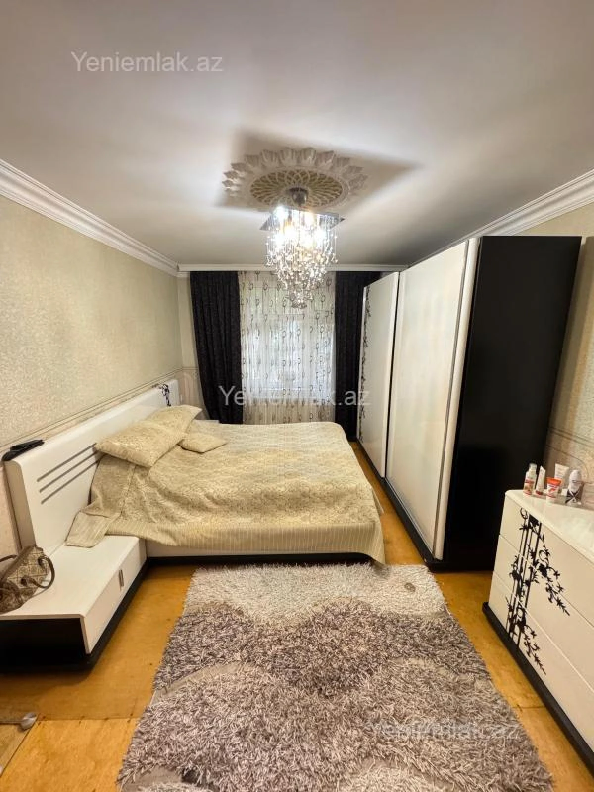Satılır 3 otaqlı köhnə tikili 72 m²