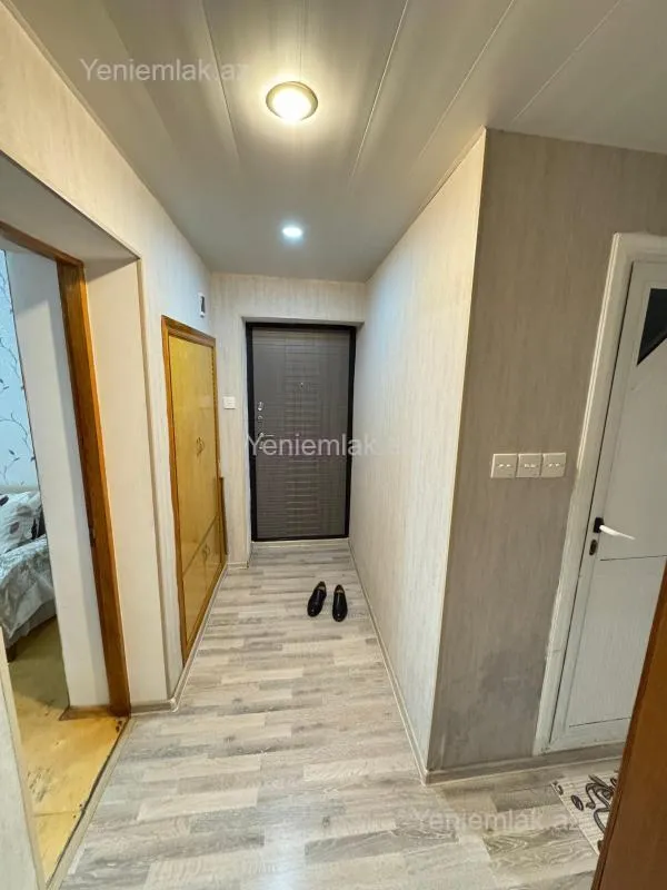 Satılır 3 otaqlı köhnə tikili 72 m²