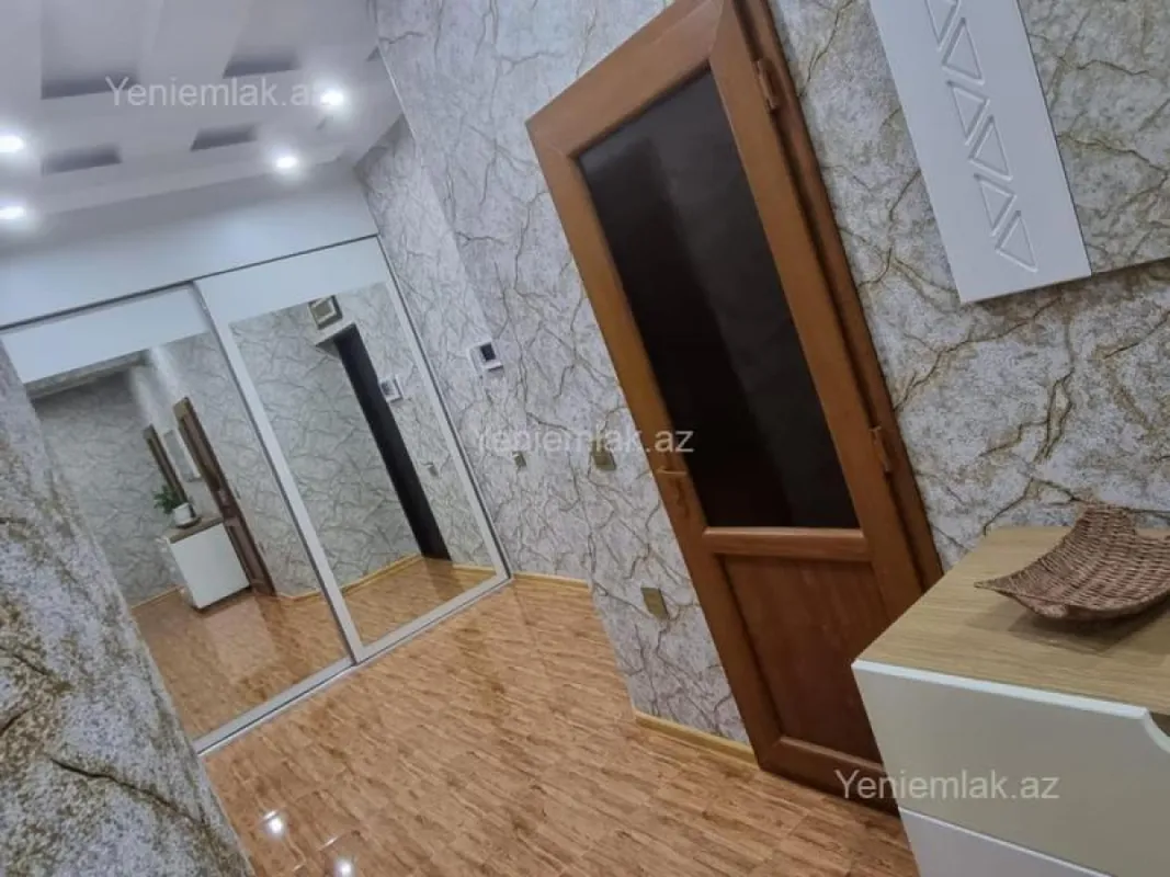 Satılır 3 otaqlı yeni tikili 141 m²