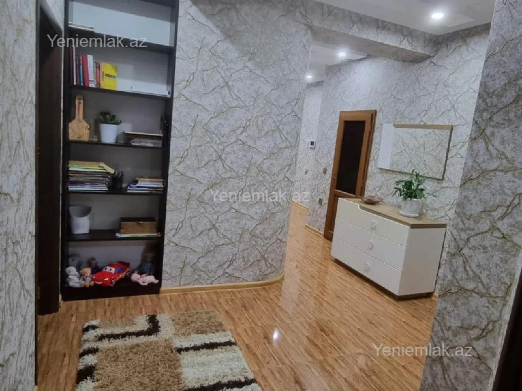 Satılır 3 otaqlı yeni tikili 141 m²