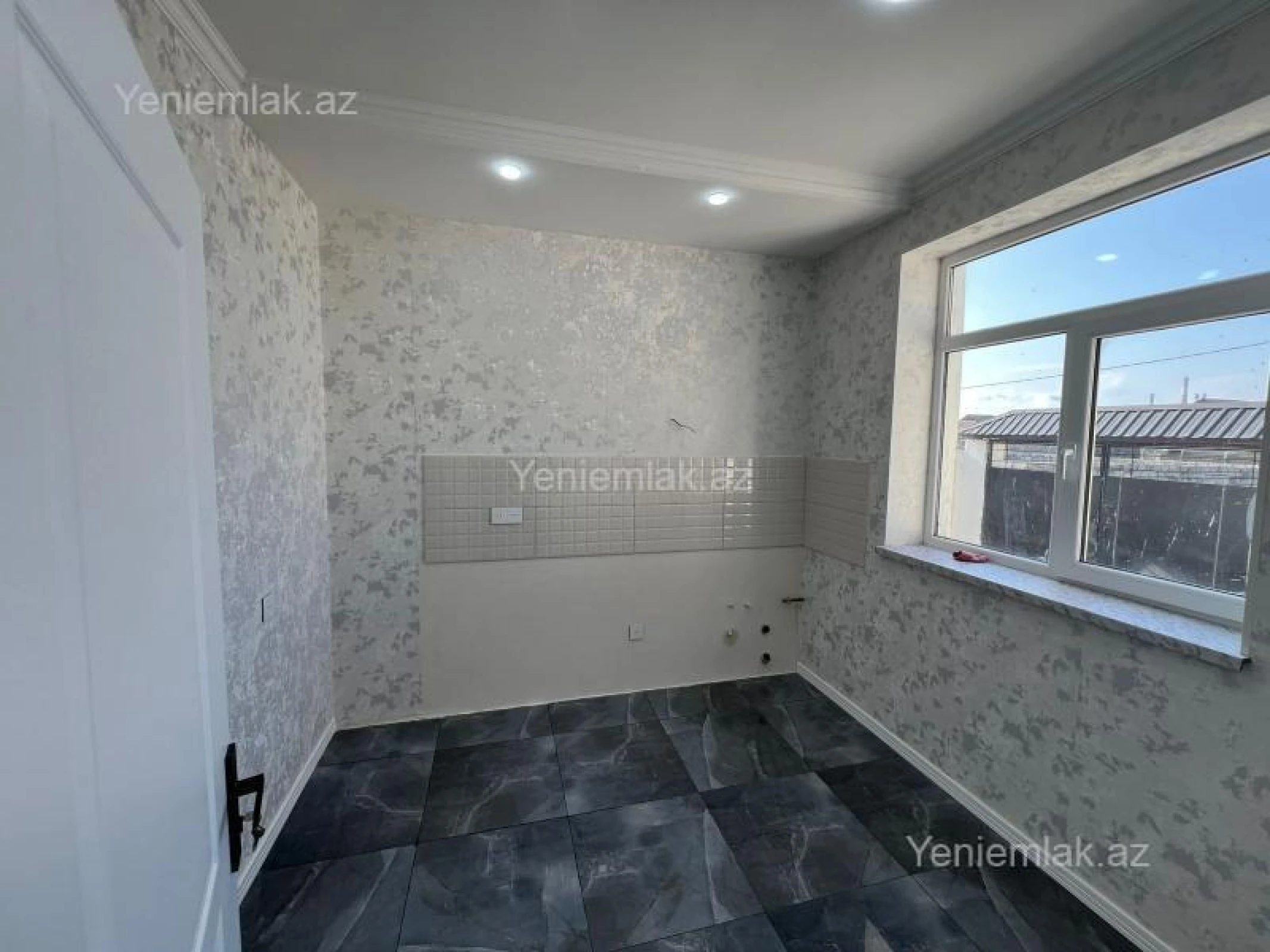 Satılır 3 otaqlı həyət evi 90 m²
