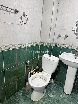 Satılır 2 otaqlı köhnə tikili 60 m²
