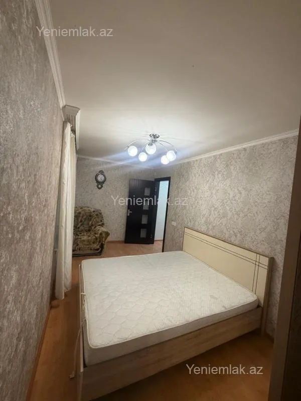 Satılır 2 otaqlı köhnə tikili 60 m²