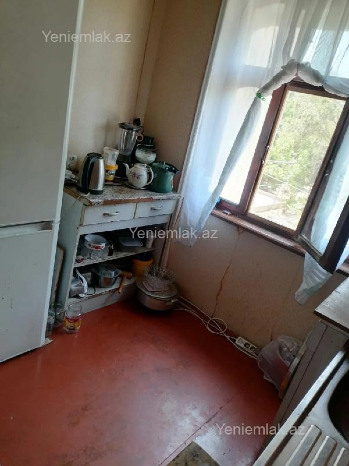 Satılır 2 otaqlı köhnə tikili 50 m²