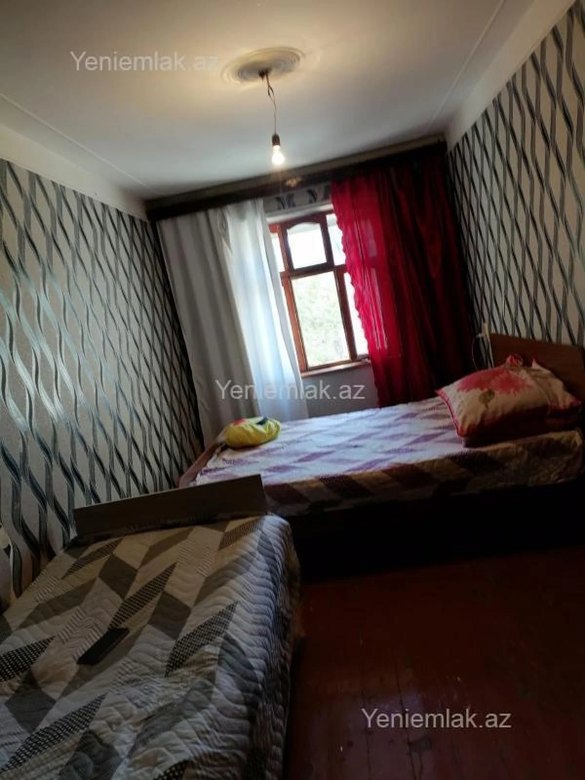 Satılır 2 otaqlı köhnə tikili 50 m²