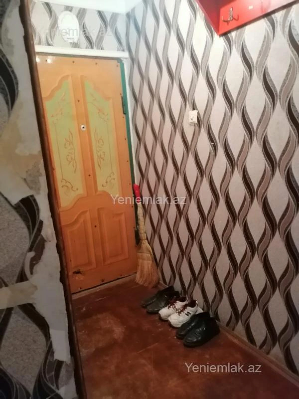 Satılır 2 otaqlı köhnə tikili 50 m²