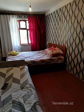 Satılır 2 otaqlı köhnə tikili 50 m²