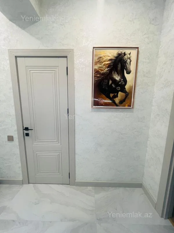 Satılır 3 otaqlı yeni tikili 76 m²