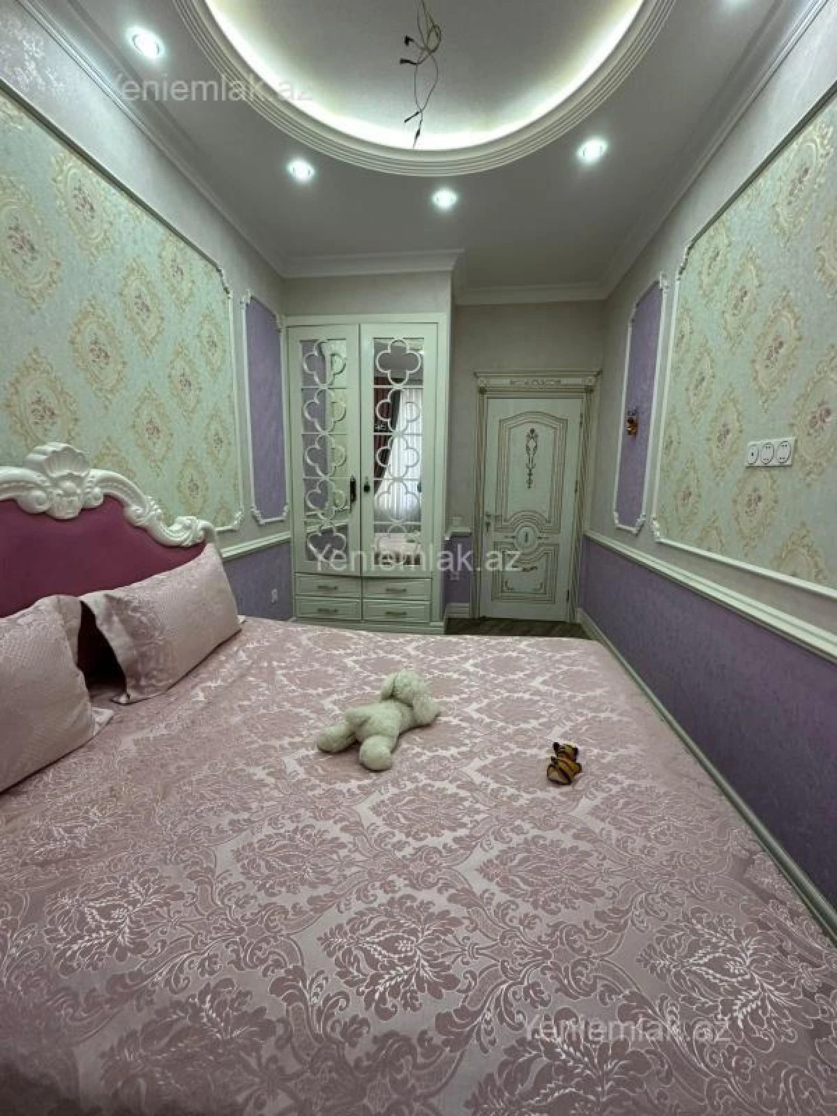 Satılır 4 otaqlı yeni tikili 150 m²