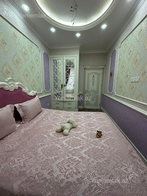 Satılır 4 otaqlı yeni tikili 150 m²