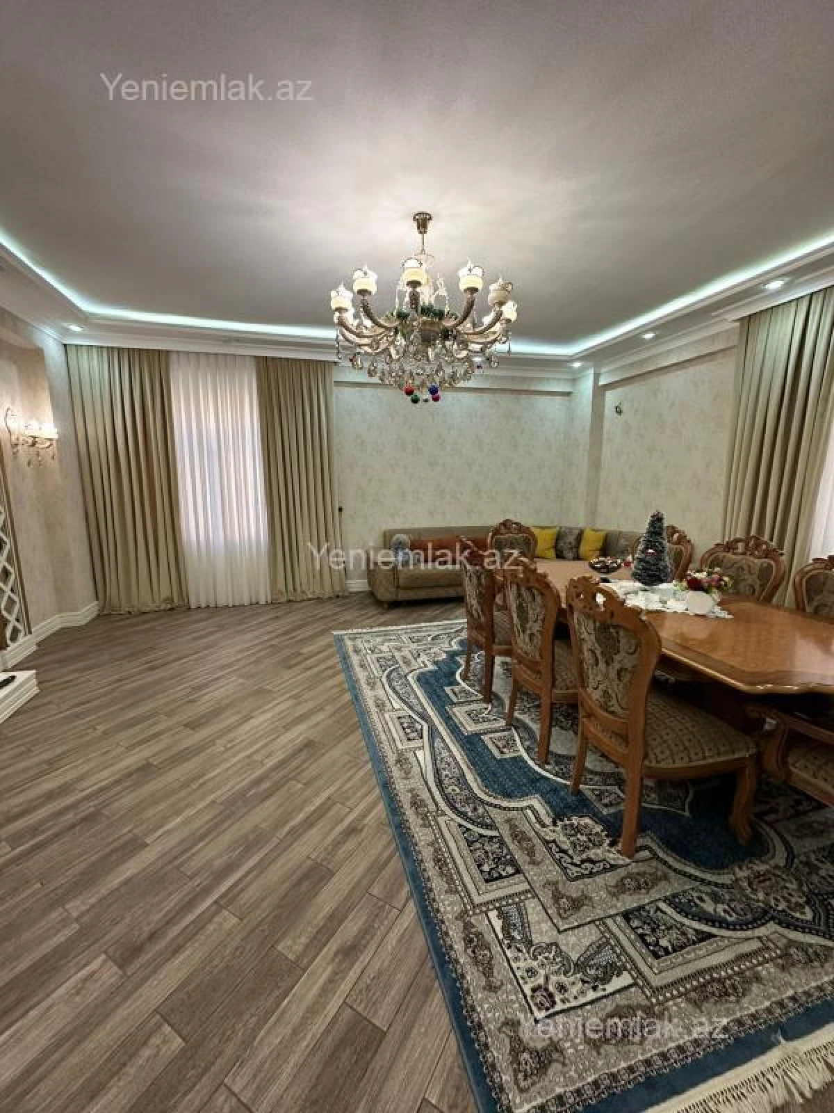 Satılır 4 otaqlı yeni tikili 150 m²